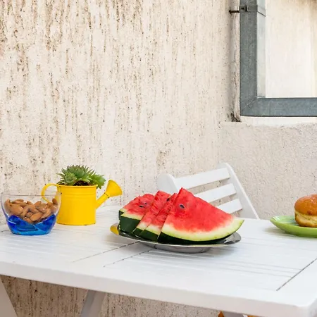 Fuer 5 Personen Ca 110 M Sup2 In Split, Dalmatien Gespanschaft Dalmatien Appartement